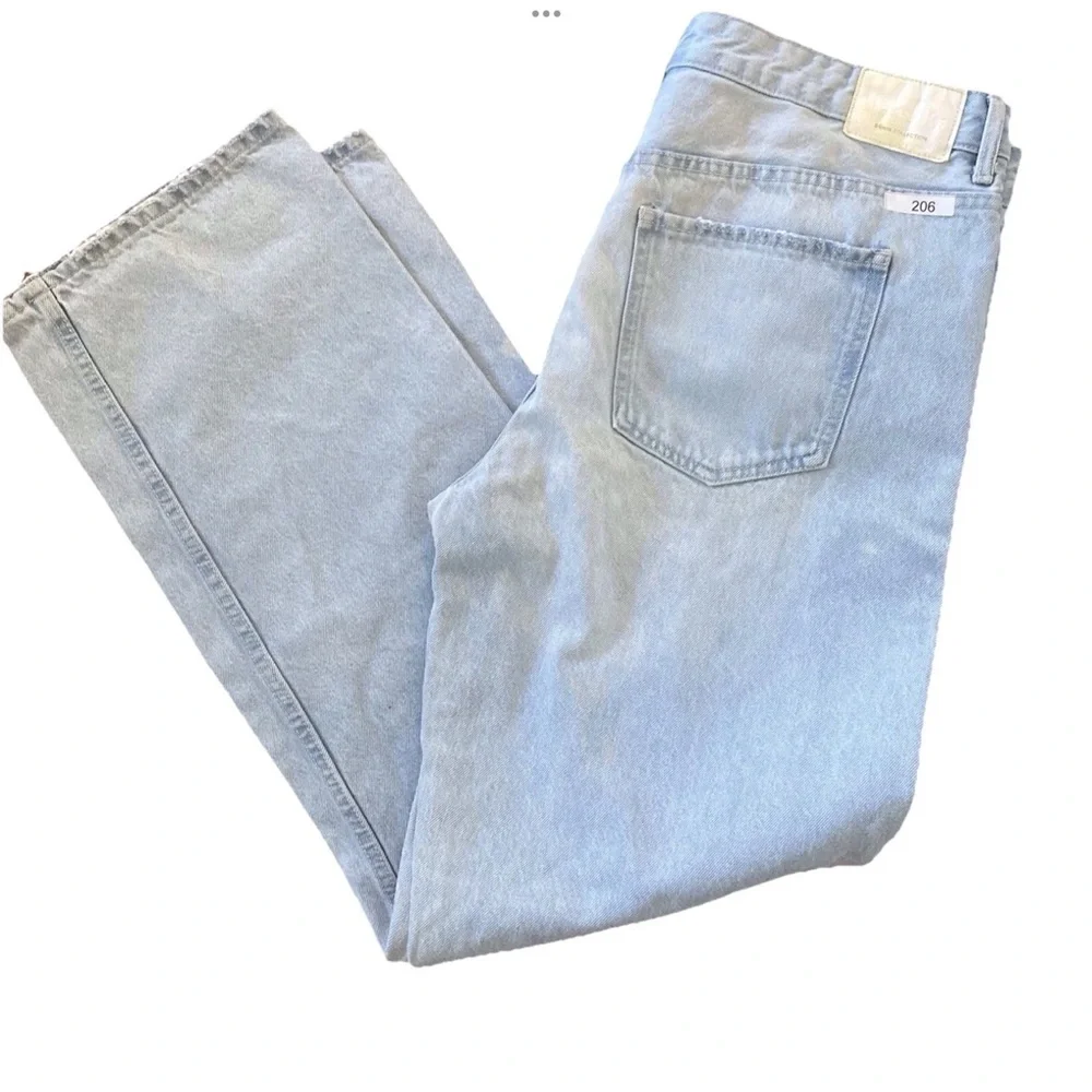 Bershka Loose Fit Straight Leg Light Wash Jeans, Women’s size 10 - Picture 14 of 14